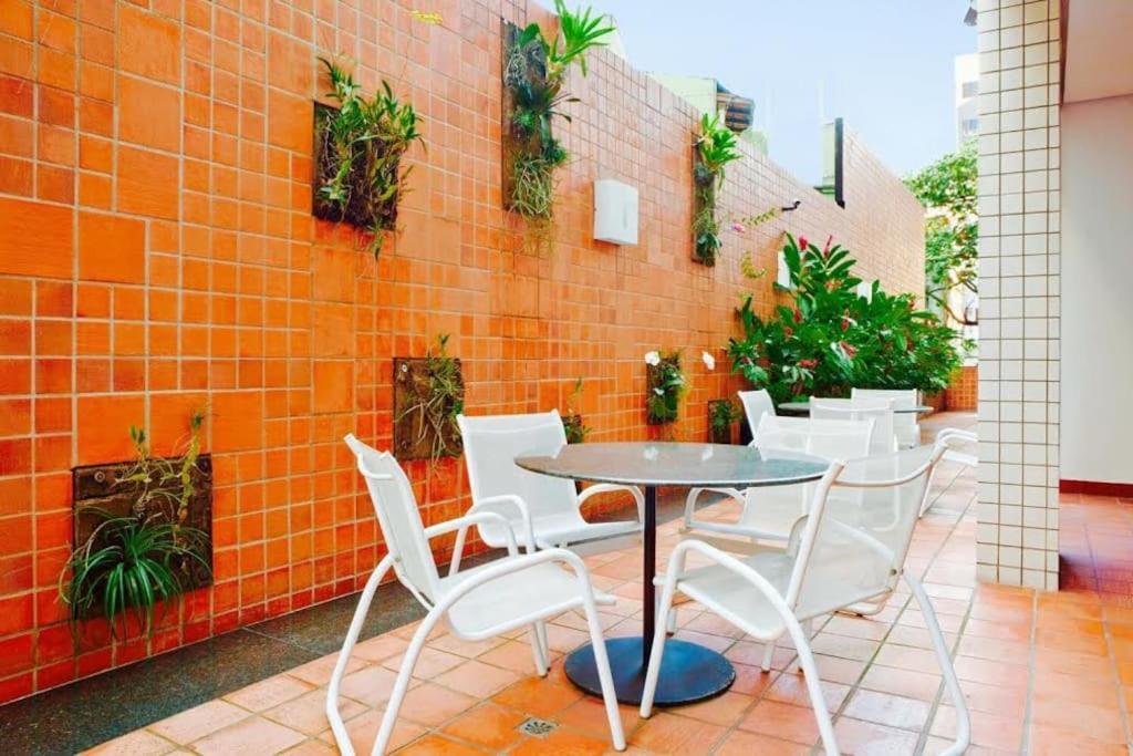 Flat Ipanema Ville Service Aparthotel